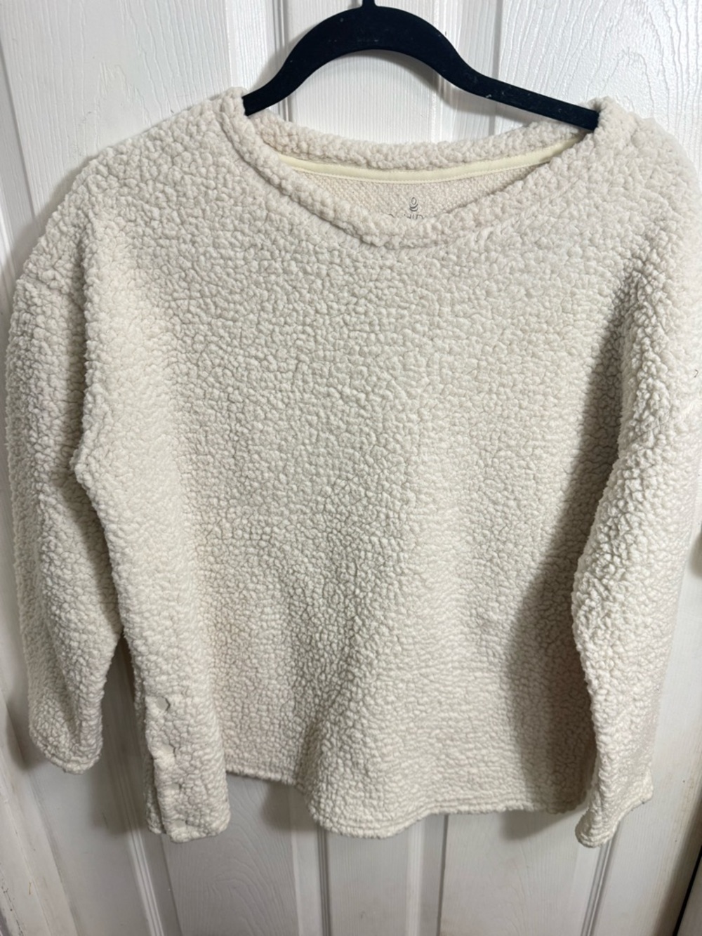 Cuddl Duds Cream Sherpa Crew Neck Pullover